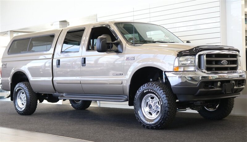 2002 Ford F-350 Super Duty Lariat 4dr Crew Cab Lariat - Photo 2 - Portland, OR 97230