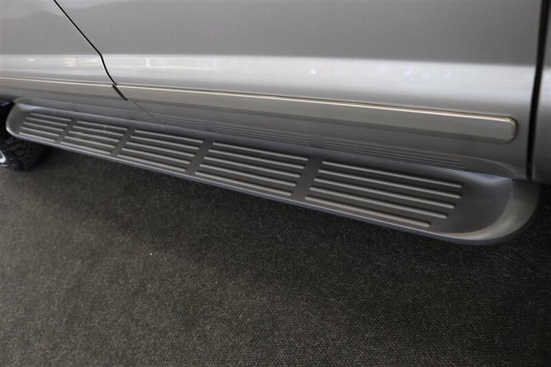 2002 Ford F-350 Super Duty Lariat 4dr Crew Cab Lariat - Photo 57 - Portland, OR 97230