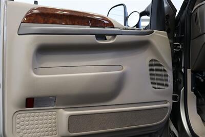 2002 Ford F-350 Super Duty Lariat 4dr Crew Cab Lariat - Photo 62 - Portland, OR 97230