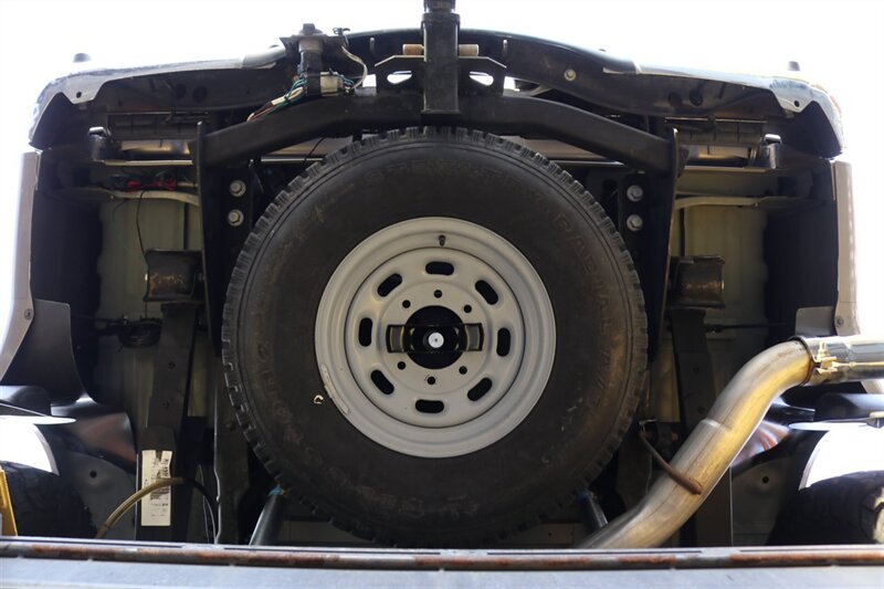2002 Ford F-350 Super Duty Lariat 4dr Crew Cab Lariat - Photo 28 - Portland, OR 97230