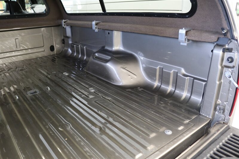2002 Ford F-350 Super Duty Lariat 4dr Crew Cab Lariat - Photo 39 - Portland, OR 97230