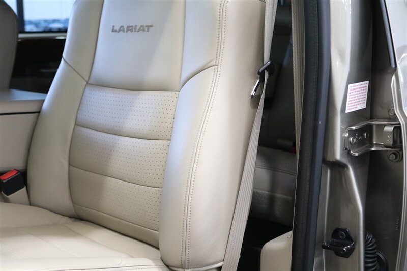 2002 Ford F-350 Lariat 1-OWNER* 60K MLS ONLY* 7.3L 6-SPEED MANUAL* MATCHING CANOPY* B&W TURNOVER GOOSENECK* NEW 33 "BFGS KO3 10-PLYs* IN NEW CONDITION* COLLECTOR GRADE* HYDRA TUNER* FRESHLY SERVICED* MANUAL TRASFER CASE - Photo 72 - Portland, OR 97230