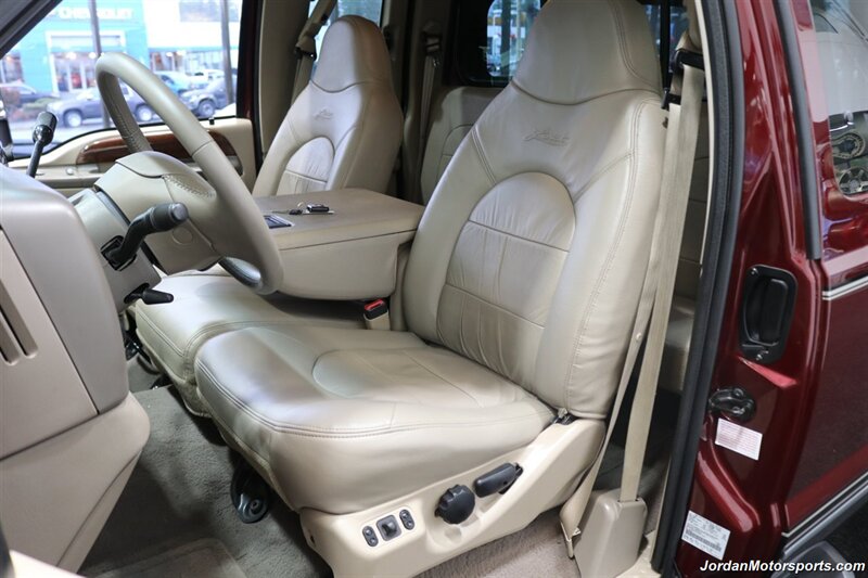 2000 Ford F-250 Lariat LARIAT 6-PASSENGER 4X4* NEVER HAD A 5TH WHEEL OR GOOSENECK* NEW 2.5 " LEVELING KIT W/BILSTEIN 5100 SHCOKS* NEW 33 " FALKEN AT4 10-PLY TIRES* FULL FRESH SERVICE* PAINT MATCHED CANOPY - Photo 18 - Portland, OR 97230