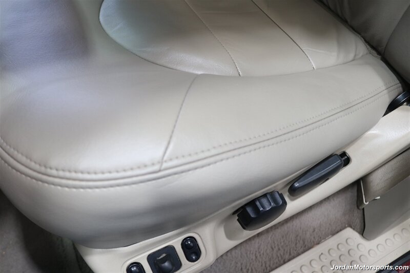 2000 Ford F-250 Lariat LARIAT 6-PASSENGER 4X4* NEVER HAD A 5TH WHEEL OR GOOSENECK* NEW 2.5 " LEVELING KIT W/BILSTEIN 5100 SHCOKS* NEW 33 " FALKEN AT4 10-PLY TIRES* FULL FRESH SERVICE* PAINT MATCHED CANOPY - Photo 68 - Portland, OR 97230