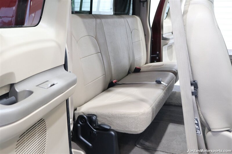 2000 Ford F-250 Lariat LARIAT 6-PASSENGER 4X4* NEVER HAD A 5TH WHEEL OR GOOSENECK* NEW 2.5 " LEVELING KIT W/BILSTEIN 5100 SHCOKS* NEW 33 " FALKEN AT4 10-PLY TIRES* FULL FRESH SERVICE* PAINT MATCHED CANOPY - Photo 20 - Portland, OR 97230