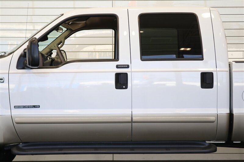 2001 Ford F-250 Lariat  1-OWNER* 100% RUST FREE* NEW 35 " BFG KO3s* NEW 2.5 " LEVEL KIT W/BILSTEIN 5100 SHOCKS & STABILIZER* NEW ICP SENSOR/COOLANT FLUSH/AC SERVICE/BELT/POWERSTEERING FLUSH* ALL BOOKS & KEYS* BACK UP CAMERA - Photo 50 - Portland, OR 97230