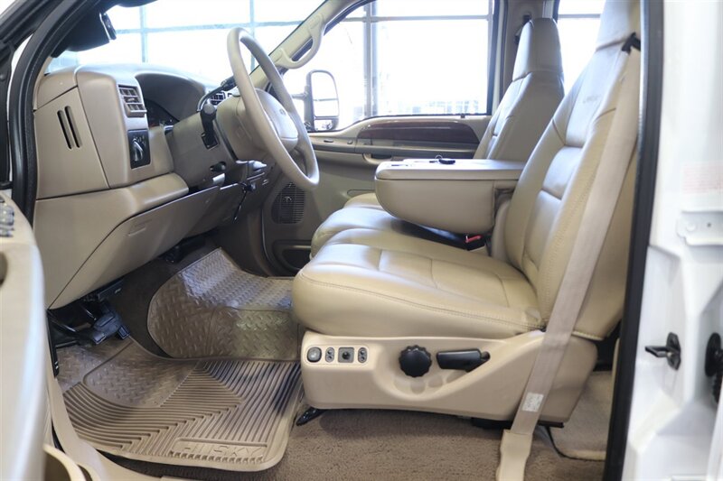 2001 Ford F-250 Lariat  1-OWNER* 100% RUST FREE* NEW 35 " BFG KO3s* NEW 2.5 " LEVEL KIT W/BILSTEIN 5100 SHOCKS & STABILIZER* NEW ICP SENSOR/COOLANT FLUSH/AC SERVICE/BELT/POWERSTEERING FLUSH* ALL BOOKS & KEYS* BACK UP CAMERA - Photo 91 - Portland, OR 97230