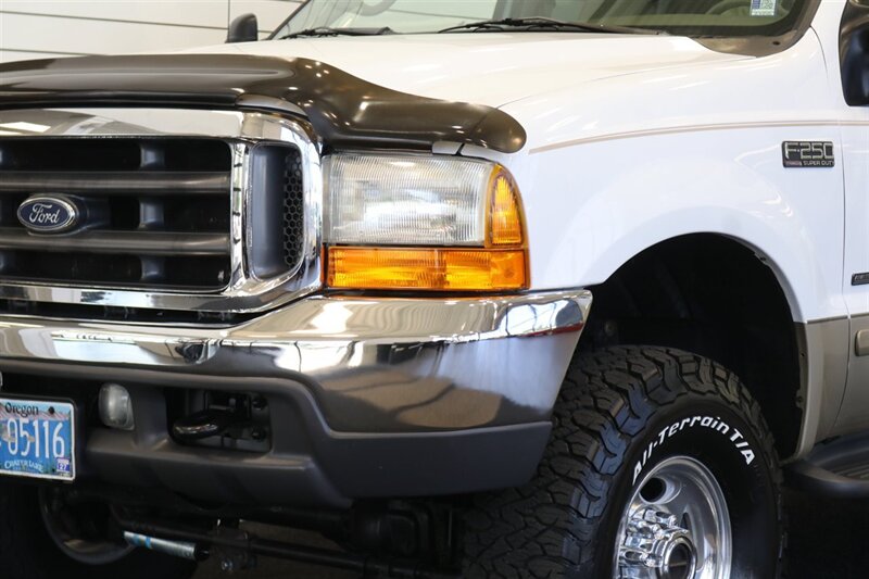 2001 Ford F-250 Lariat  1-OWNER* 100% RUST FREE* NEW 35 " BFG KO3s* NEW 2.5 " LEVEL KIT W/BILSTEIN 5100 SHOCKS & STABILIZER* NEW ICP SENSOR/COOLANT FLUSH/AC SERVICE/BELT/POWERSTEERING FLUSH* ALL BOOKS & KEYS* BACK UP CAMERA - Photo 44 - Portland, OR 97230