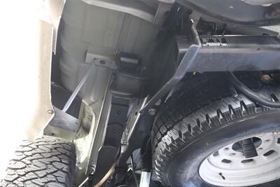 2001 Ford F-250 Lariat  1-OWNER* 100% RUST FREE* NEW 35 " BFG KO3s* NEW 2.5 " LEVEL KIT W/BILSTEIN 5100 SHOCKS & STABILIZER* NEW ICP SENSOR/COOLANT FLUSH/AC SERVICE/BELT/POWERSTEERING FLUSH* ALL BOOKS & KEYS* BACK UP CAMERA - Photo 30 - Portland, OR 97230