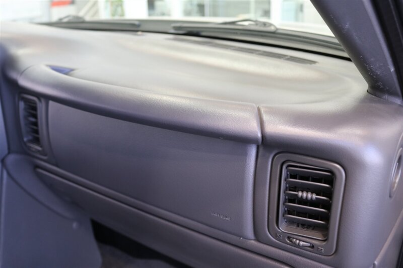 2006 Chevrolet Silverado 3500 LT3 4dr Crew Cab  1-OWNER 100% RUST FREE* FULL BANKS POWER PKG / EXHAUST / INTAKE / COOLER* 2.5 "LEVEL KIT W/ NEW BILATEIN 5100 SHOCKS* REAR AIR BAGS* 5TH WHEEL * 33 "BFG KO3 10-PLYS-NEW 16 "PRO COMPS* ALL RECORDS - Photo 82 - Portland, OR 97230