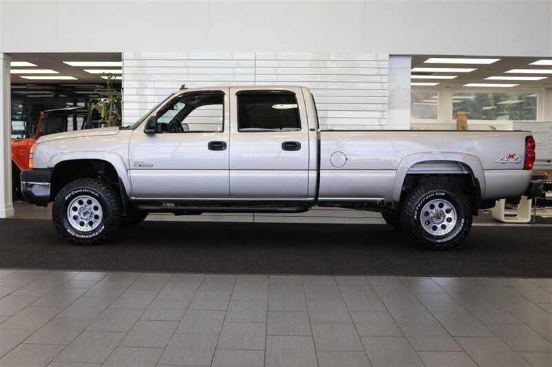 2006 Chevrolet Silverado 3500 LT3 4dr Crew Cab  1-OWNER 100% RUST FREE* FULL BANKS POWER PKG / EXHAUST / INTAKE / COOLER* 2.5 "LEVEL KIT W/ NEW BILATEIN 5100 SHOCKS* REAR AIR BAGS* 5TH WHEEL * 33 "BFG KO3 10-PLYS-NEW 16 "PRO COMPS* ALL RECORDS - Photo 4 - Portland, OR 97230