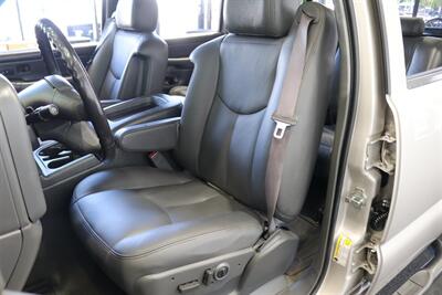 2006 Chevrolet Silverado 3500 LT3 4dr Crew Cab  1-OWNER 100% RUST FREE* FULL BANKS POWER PKG / EXHAUST / INTAKE / COOLER* 2.5 "LEVEL KIT W/ NEW BILATEIN 5100 SHOCKS* REAR AIR BAGS* 5TH WHEEL * 33 "BFG KO3 10-PLYS-NEW 16 "PRO COMPS* ALL RECORDS - Photo 16 - Portland, OR 97230