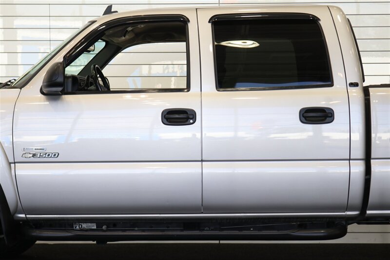 2006 Chevrolet Silverado 3500 LT3 4dr Crew Cab  1-OWNER 100% RUST FREE* FULL BANKS POWER PKG / EXHAUST / INTAKE / COOLER* 2.5 "LEVEL KIT W/ NEW BILATEIN 5100 SHOCKS* REAR AIR BAGS* 5TH WHEEL * 33 "BFG KO3 10-PLYS-NEW 16 "PRO COMPS* ALL RECORDS - Photo 44 - Portland, OR 97230
