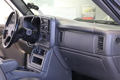 2006 Chevrolet Silverado 3500 LT3 4dr Crew Cab  1-OWNER 100% RUST FREE* FULL BANKS POWER PKG / EXHAUST / INTAKE / COOLER* 2.5 "LEVEL KIT W/ NEW BILATEIN 5100 SHOCKS* REAR AIR BAGS* 5TH WHEEL * 33 "BFG KO3 10-PLYS-NEW 16 "PRO COMPS* ALL RECORDS - Photo 84 - Portland, OR 97230