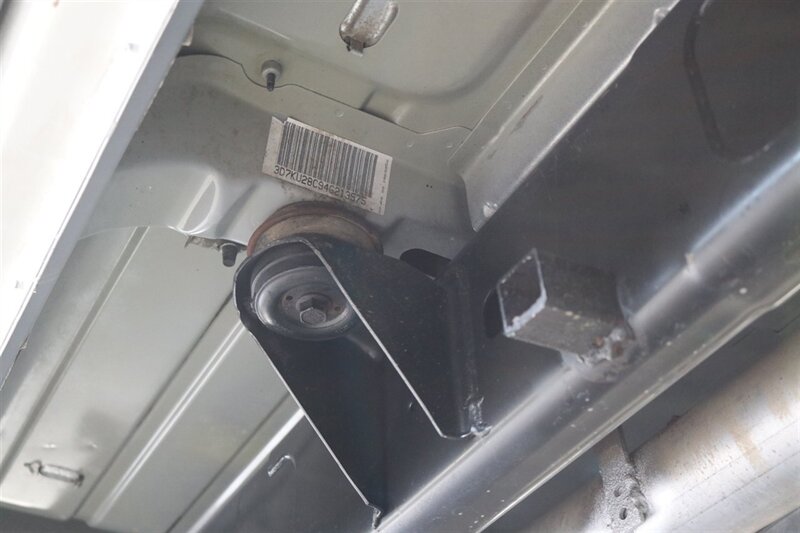 2004 Dodge Ram 2500 SLT 4dr Quad Cab SLT  1-OWNER* 6-SPEED MANUAL* 5.9L HIGH OUTPUT* NEW 3 "BILSTEIN LEVEL KIT* BILSTEIN 5100 SHOCKS* NEW 35 " NITTO G3 10-PLYs* REAR AIR BAGS* SPRAY IN BED LINER* AFE COLD AIR INTAKE - Photo 34 - Portland, OR 97230