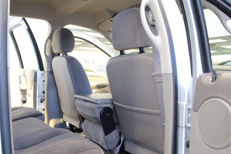 2004 Dodge Ram 2500 SLT 4dr Quad Cab SLT  1-OWNER* 6-SPEED MANUAL* 5.9L HIGH OUTPUT* NEW 3 "BILSTEIN LEVEL KIT* BILSTEIN 5100 SHOCKS* NEW 35 " NITTO G3 10-PLYs* REAR AIR BAGS* SPRAY IN BED LINER* AFE COLD AIR INTAKE - Photo 84 - Portland, OR 97230