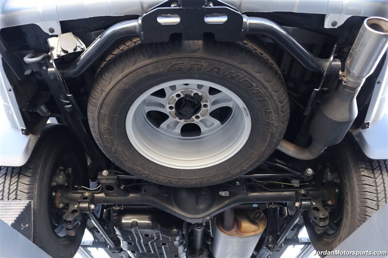 2005 Toyota 4Runner Sport Edition  1-OWNER* 14K MLS ONLY* SPORT PKG* MOON ROOF* 100% ORIGINAL COLLECTOR GRADE* 47 SERVICE RECORDS @ TOYOTA DEALER* 100% RUST & CORROSION FREE* ALL KEYS-BOOKS-RECORDS SINCE NEW - Photo 33 - Portland, OR 97230