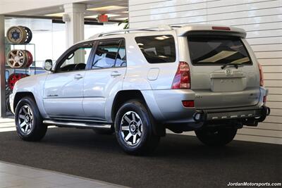 2005 Toyota 4Runner Sport Edition  1-OWNER* 14K MLS ONLY* SPORT PKG* MOON ROOF* 100% ORIGINAL COLLECTOR GRADE* 47 SERVICE RECORDS @ TOYOTA DEALER* 100% RUST & CORROSION FREE* ALL KEYS-BOOKS-RECORDS SINCE NEW - Photo 6 - Portland, OR 97230