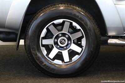 2005 Toyota 4Runner Sport Edition  1-OWNER* 14K MLS ONLY* SPORT PKG* MOON ROOF* 100% ORIGINAL COLLECTOR GRADE* 47 SERVICE RECORDS @ TOYOTA DEALER* 100% RUST & CORROSION FREE* ALL KEYS-BOOKS-RECORDS SINCE NEW - Photo 44 - Portland, OR 97230