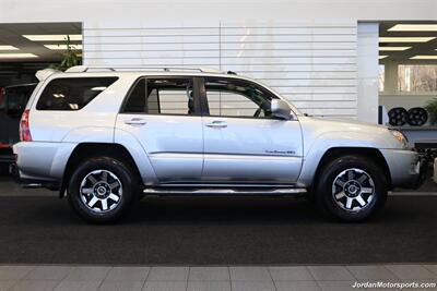 2005 Toyota 4Runner Sport Edition  1-OWNER* 14K MLS ONLY* SPORT PKG* MOON ROOF* 100% ORIGINAL COLLECTOR GRADE* 47 SERVICE RECORDS @ TOYOTA DEALER* 100% RUST & CORROSION FREE* ALL KEYS-BOOKS-RECORDS SINCE NEW - Photo 5 - Portland, OR 97230