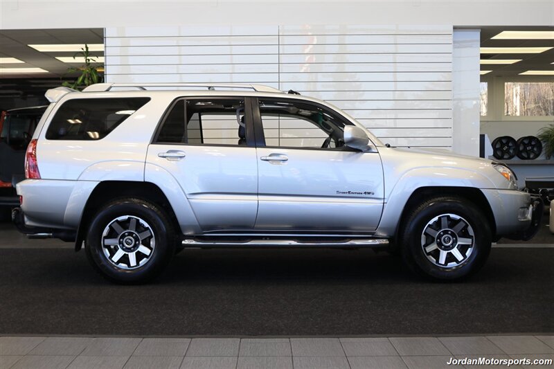 2005 Toyota 4Runner Sport Edition  1-OWNER* 14K MLS ONLY* SPORT PKG* MOON ROOF* 100% ORIGINAL COLLECTOR GRADE* 47 SERVICE RECORDS @ TOYOTA DEALER* 100% RUST & CORROSION FREE* ALL KEYS-BOOKS-RECORDS SINCE NEW - Photo 5 - Portland, OR 97230