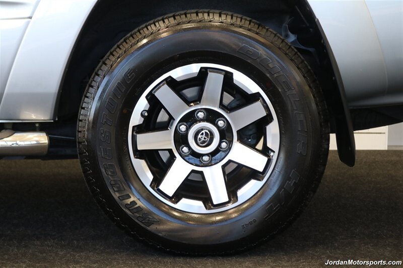 2005 Toyota 4Runner Sport Edition  1-OWNER* 14K MLS ONLY* SPORT PKG* MOON ROOF* 100% ORIGINAL COLLECTOR GRADE* 47 SERVICE RECORDS @ TOYOTA DEALER* 100% RUST & CORROSION FREE* ALL KEYS-BOOKS-RECORDS SINCE NEW - Photo 43 - Portland, OR 97230