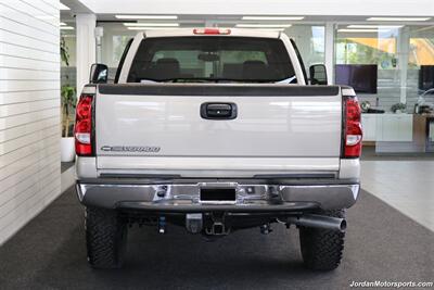 2007 Chevrolet Silverado 2500 Lt3  1-OWNER LBZ* 0-RUST* LONG BED* 82K MILES ONLY* NEW 33 "BFG KO3 10-PLYS* NEW 2.5 " LEVEL LIFT W/BILSTEIN 5100 SHOCKS* TOWING MIRRORS* TRAILER BRAKES* SPRAY IN BED LINER* 5TH WHEEL RAILS* - Photo 9 - Portland, OR 97230