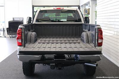 2007 Chevrolet Silverado 2500 Lt3  1-OWNER LBZ* 0-RUST* LONG BED* 82K MILES ONLY* NEW 33 "BFG KO3 10-PLYS* NEW 2.5 " LEVEL LIFT W/BILSTEIN 5100 SHOCKS* TOWING MIRRORS* TRAILER BRAKES* SPRAY IN BED LINER* 5TH WHEEL RAILS* - Photo 15 - Portland, OR 97230
