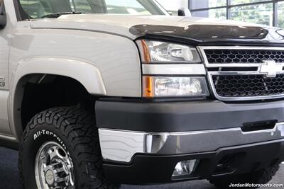 2007 Chevrolet Silverado 2500 Lt3  1-OWNER LBZ* 0-RUST* LONG BED* 82K MILES ONLY* NEW 33 "BFG KO3 10-PLYS* NEW 2.5 " LEVEL LIFT W/BILSTEIN 5100 SHOCKS* TOWING MIRRORS* TRAILER BRAKES* SPRAY IN BED LINER* 5TH WHEEL RAILS* - Photo 11 - Portland, OR 97230