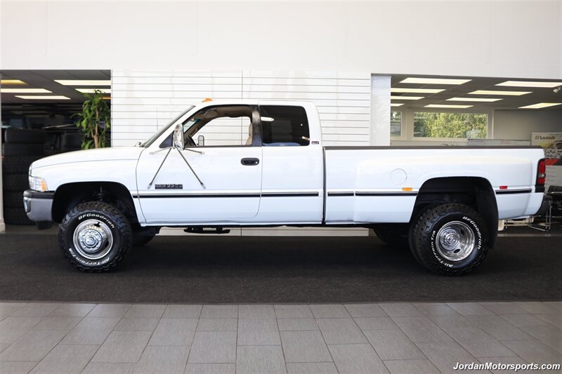 1997 Dodge Ram 3500 Laramie SLT  1-OWNER* 100% RUST & CORROSION FREE* 12-VALVE 5.9L CUMMINS* NEW 32 " BFG 10-PLYs* LARAMIE LEATHER INTERIOR* SPRAY IN BED LINER* FULLY SERVICED* ALL ORIGINAL BOOKS & KEYS - Photo 4 - Portland, OR 97230