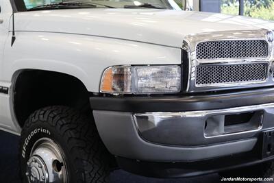 1997 Dodge Ram 3500 Laramie SLT  1-OWNER* 100% RUST & CORROSION FREE* 12-VALVE 5.9L CUMMINS* NEW 32 " BFG 10-PLYs* LARAMIE LEATHER INTERIOR* SPRAY IN BED LINER* FULLY SERVICED* ALL ORIGINAL BOOKS & KEYS - Photo 13 - Portland, OR 97230
