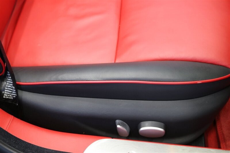 2003 BMW Z8 Alpina  3K MILES ONLY* # 103 OUT OF 555* HARD TOP* 2-KEYS* COFFEE TABLE BOOK* CAR COVER* BOOKS & MANUALS - Photo 43 - Portland, OR 97230