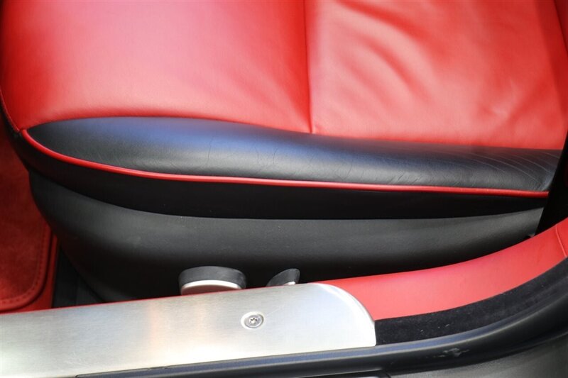 2003 BMW Z8 Alpina  3K MILES ONLY* # 103 OUT OF 555* HARD TOP* 2-KEYS* COFFEE TABLE BOOK* CAR COVER* BOOKS & MANUALS - Photo 42 - Portland, OR 97230