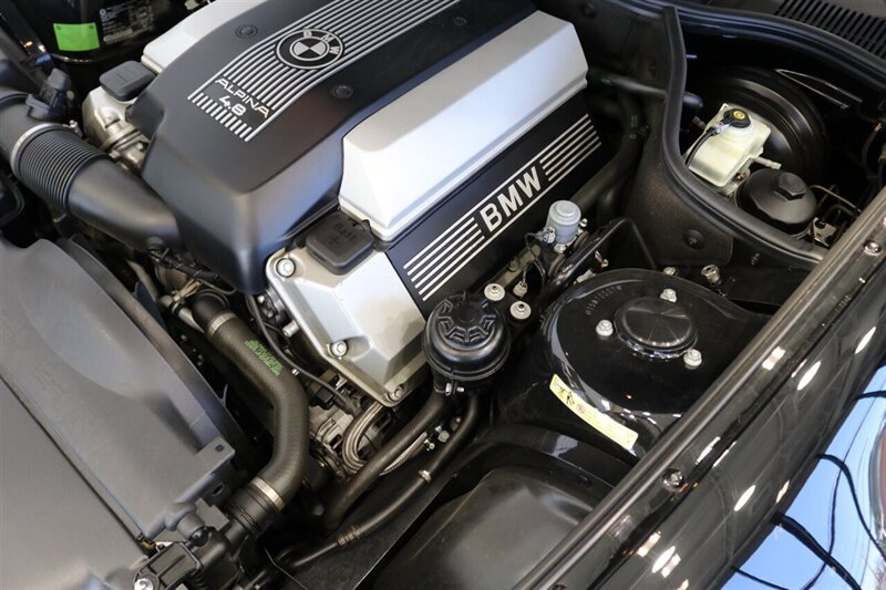 2003 BMW Z8 Alpina  3K MILES ONLY* # 103 OUT OF 555* HARD TOP* 2-KEYS* COFFEE TABLE BOOK* CAR COVER* BOOKS & MANUALS - Photo 31 - Portland, OR 97230