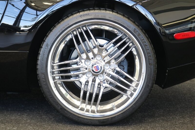 2003 BMW Z8 Alpina  3K MILES ONLY* # 103 OUT OF 555* HARD TOP* 2-KEYS* COFFEE TABLE BOOK* CAR COVER* BOOKS & MANUALS - Photo 25 - Portland, OR 97230