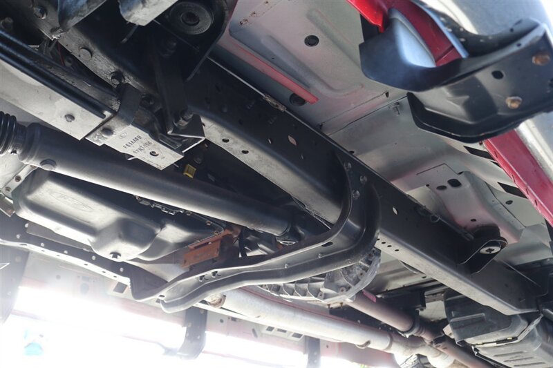1999 Ford F-250 Lariat   - Photo 10 - Portland, OR 97230
