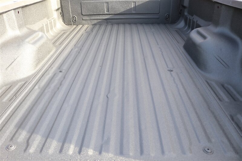 1999 Ford F-250 Lariat   - Photo 26 - Portland, OR 97230
