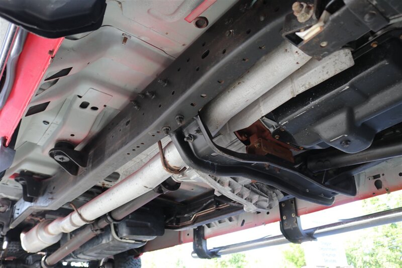 1999 Ford F-250 Lariat   - Photo 14 - Portland, OR 97230