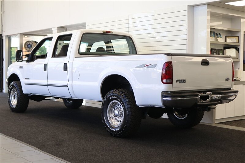 1999 Ford F-350 XLT  1-OWNER* 34K MILES ONLY* 6-SPEED MANUAL* NEW 35 " BFG KO3s W/ NEW 17 "ROCK CRUSHERS* FULLY SERVICED* ALL RECORDS SINCE NEW* SPRAY IN BED LINER* 2.5 " BILSTEIN LEVEL KIT* CALIFORNIA TRUCK SINCE NEW - Photo 6 - Portland, OR 97230