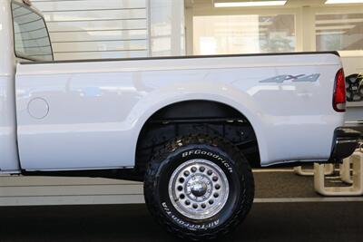 1999 Ford F-350 XLT  1-OWNER* 34K MILES ONLY* 6-SPEED MANUAL* NEW 35 " BFG KO3s W/ NEW 17 "ROCK CRUSHERS* FULLY SERVICED* ALL RECORDS SINCE NEW* SPRAY IN BED LINER* 2.5 " BILSTEIN LEVEL KIT* CALIFORNIA TRUCK SINCE NEW - Photo 56 - Portland, OR 97230