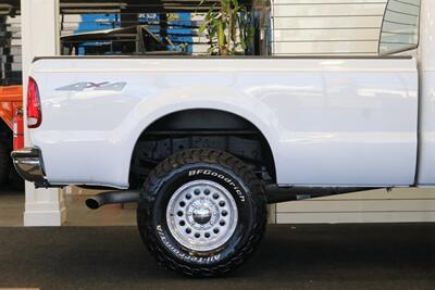 1999 Ford F-350 XLT  1-OWNER* 34K MILES ONLY* 6-SPEED MANUAL* NEW 35 " BFG KO3s W/ NEW 17 "ROCK CRUSHERS* FULLY SERVICED* ALL RECORDS SINCE NEW* SPRAY IN BED LINER* 2.5 " BILSTEIN LEVEL KIT* CALIFORNIA TRUCK SINCE NEW - Photo 57 - Portland, OR 97230