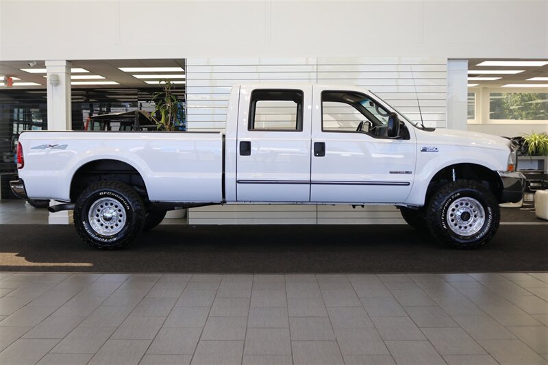 1999 Ford F-350 XLT  1-OWNER* 34K MILES ONLY* 6-SPEED MANUAL* NEW 35 " BFG KO3s W/ NEW 17 "ROCK CRUSHERS* FULLY SERVICED* ALL RECORDS SINCE NEW* SPRAY IN BED LINER* 2.5 " BILSTEIN LEVEL KIT* CALIFORNIA TRUCK SINCE NEW - Photo 5 - Portland, OR 97230