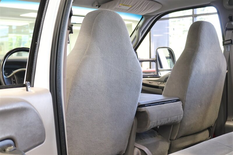 1999 Ford F-350 XLT  1-OWNER* 34K MILES ONLY* 6-SPEED MANUAL* NEW 35 " BFG KO3s W/ NEW 17 "ROCK CRUSHERS* FULLY SERVICED* ALL RECORDS SINCE NEW* SPRAY IN BED LINER* 2.5 " BILSTEIN LEVEL KIT* CALIFORNIA TRUCK SINCE NEW - Photo 74 - Portland, OR 97230