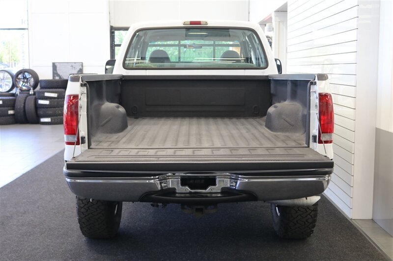 1999 Ford F-350 XLT  1-OWNER* 34K MILES ONLY* 6-SPEED MANUAL* NEW 35 " BFG KO3s W/ NEW 17 "ROCK CRUSHERS* FULLY SERVICED* ALL RECORDS SINCE NEW* SPRAY IN BED LINER* 2.5 " BILSTEIN LEVEL KIT* CALIFORNIA TRUCK SINCE NEW - Photo 15 - Portland, OR 97230