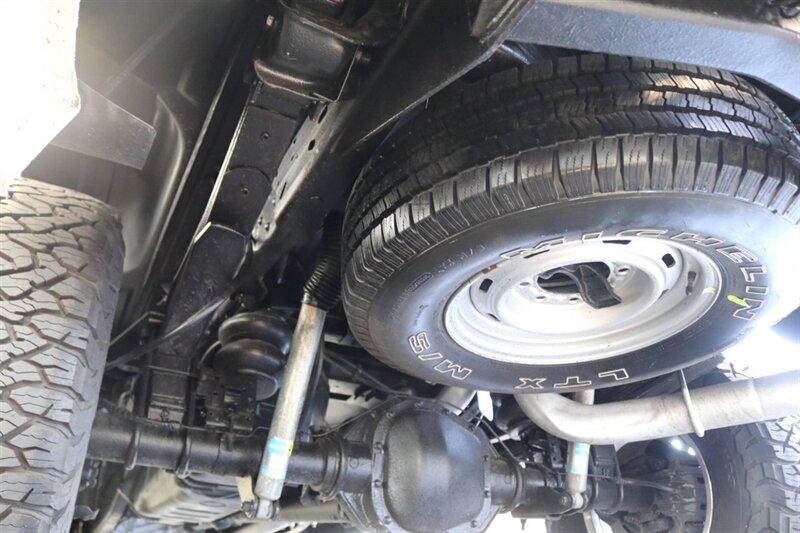 1999 Ford F-350 XLT  1-OWNER* 34K MILES ONLY* 6-SPEED MANUAL* NEW 35 " BFG KO3s W/ NEW 17 "ROCK CRUSHERS* FULLY SERVICED* ALL RECORDS SINCE NEW* SPRAY IN BED LINER* 2.5 " BILSTEIN LEVEL KIT* CALIFORNIA TRUCK SINCE NEW - Photo 30 - Portland, OR 97230