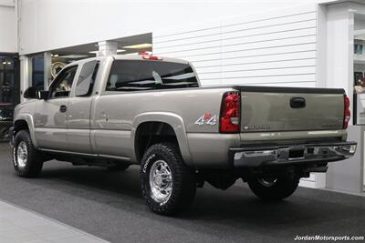 2003 Chevrolet Silverado 2500 LS  1-OWNER* 0-RUST* NEVER HAD 5TH WHEEL* FULL SERVICE* NEW 33 "COOPER A/T 10-PLYS* 0-ACCIDENTS* ALL ORIGINAL BOOKS* TRUCK IS 100% STOCK W/ NO ALTERATIONS* 6-PASSENGER - Photo 5 - Portland, OR 97230