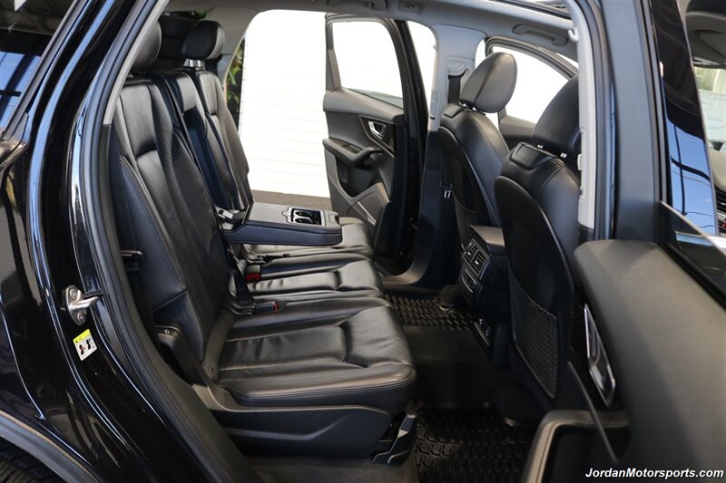 2019 Audi Q7 quattro Premium Plus  PREMIUM PLUS V-6 SUPERCHARGED* PANORAMIC ROOF* BOSE SOUND* POWER FOLDING 3RD ROW SEAT* 21 "GLOSS BLACK WHEELS W/NEW TIRES* TOW PKG* 2-KEYS* HEATED FRONT & REAR SEATS W/HEATED STEERING WHEELS - Photo 21 - Portland, OR 97230