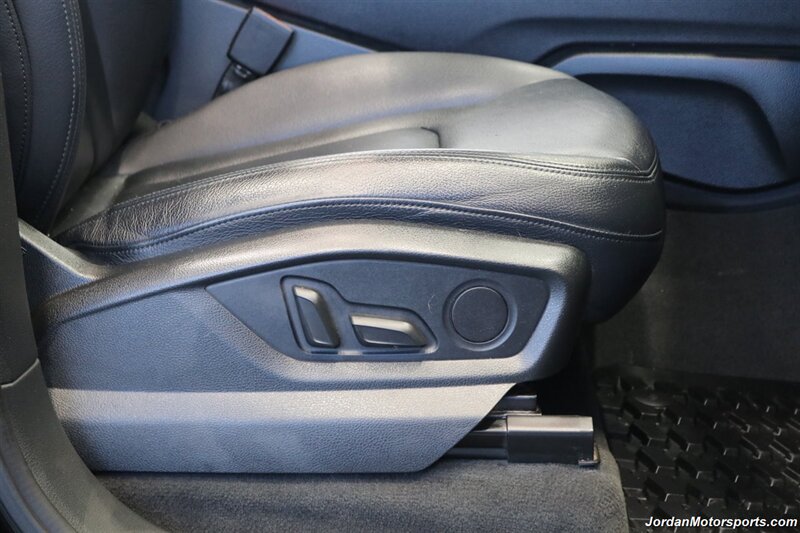 2019 Audi Q7 quattro Premium Plus  PREMIUM PLUS V-6 SUPERCHARGED* PANORAMIC ROOF* BOSE SOUND* POWER FOLDING 3RD ROW SEAT* 21 "GLOSS BLACK WHEELS W/NEW TIRES* TOW PKG* 2-KEYS* HEATED FRONT & REAR SEATS W/HEATED STEERING WHEELS - Photo 43 - Portland, OR 97230