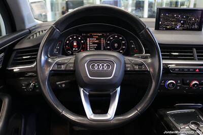 2019 Audi Q7 quattro Premium Plus  PREMIUM PLUS V-6 SUPERCHARGED* PANORAMIC ROOF* BOSE SOUND* POWER FOLDING 3RD ROW SEAT* 21 "GLOSS BLACK WHEELS W/NEW TIRES* TOW PKG* 2-KEYS* HEATED FRONT & REAR SEATS W/HEATED STEERING WHEELS - Photo 27 - Portland, OR 97230