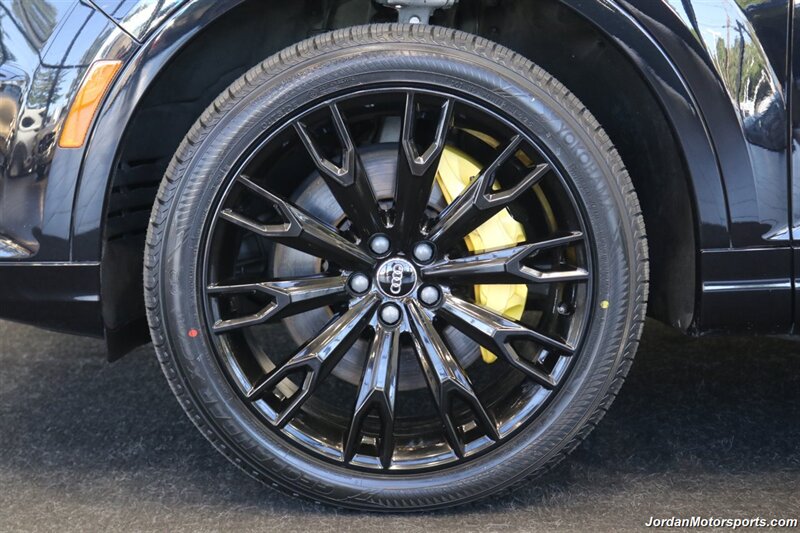 2019 Audi Q7 quattro Premium Plus  PREMIUM PLUS V-6 SUPERCHARGED* PANORAMIC ROOF* BOSE SOUND* POWER FOLDING 3RD ROW SEAT* 21 "GLOSS BLACK WHEELS W/NEW TIRES* TOW PKG* 2-KEYS* HEATED FRONT & REAR SEATS W/HEATED STEERING WHEELS - Photo 17 - Portland, OR 97230